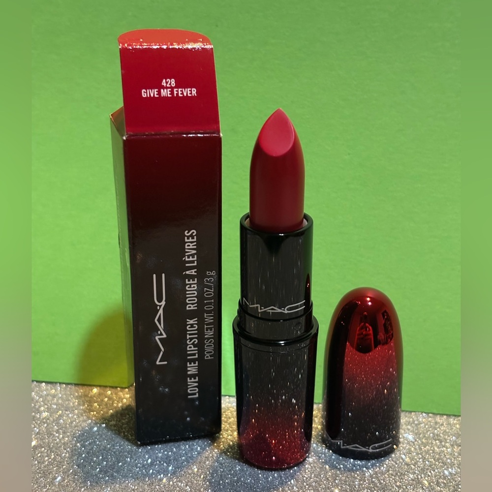 BNIB! MAC Love Me Lipstick in Give Me Fever 428 🥵💄